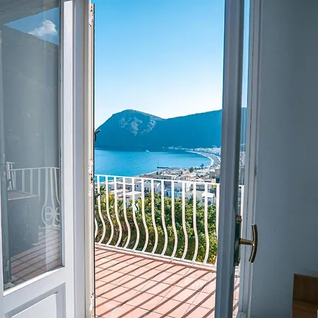 L'eros Blu Di Giulia بيت للعطل *