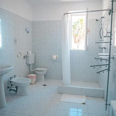 L'eros Blu Di Giulia