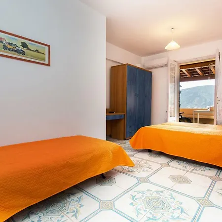 펜션 L'eros Blu Di Giulia *