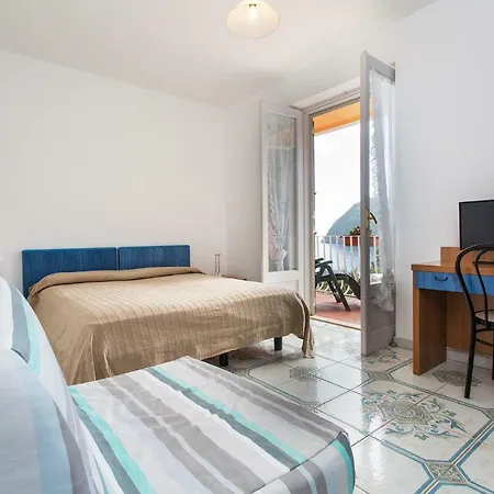L'eros Blu Di Giulia Holiday home Canneto (Lipari)